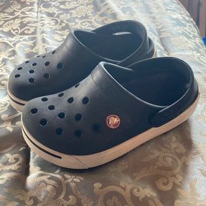 Crocs black size 1 youth
